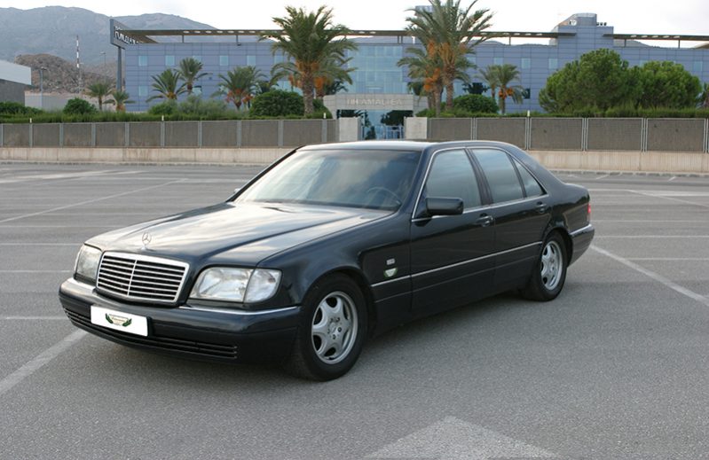 Mercedes Classe S (140) avec Chauffeur VTC en Espagne
