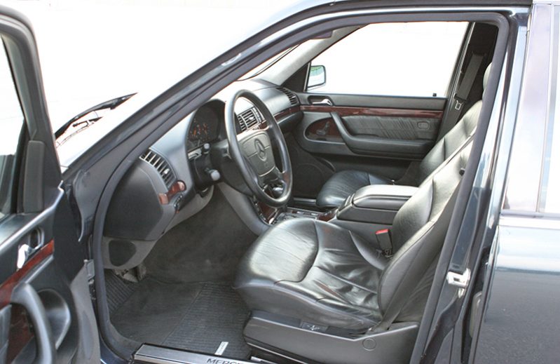Mercedes Classe S (140) avec Chauffeur VTC en Espagne