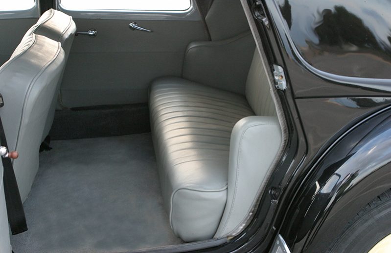 Citroen 11 Traction Avant Légère avec Chauffeur VTC