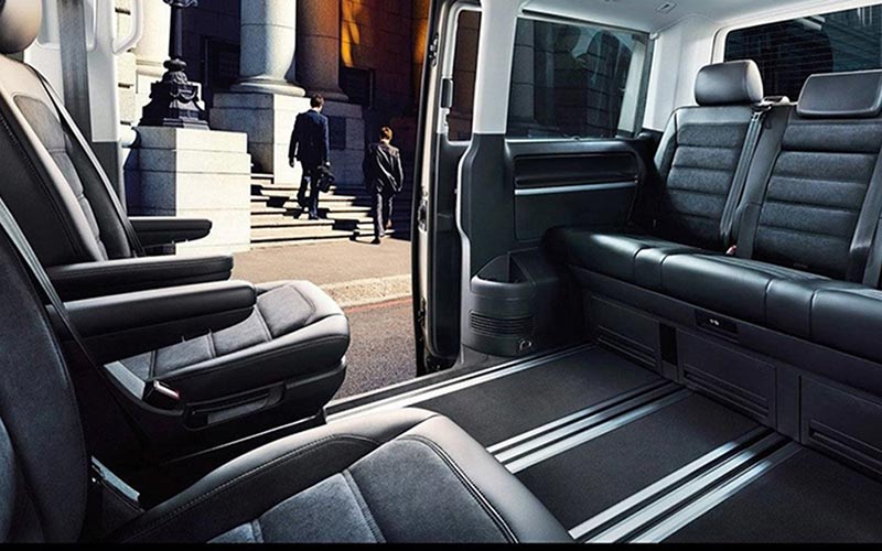 Volkswagen Caravelle de Alquiler con Conductor VTC