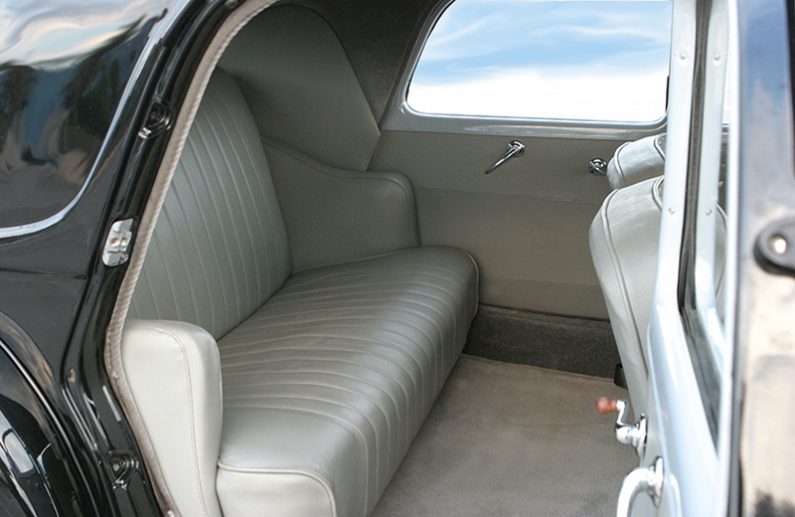 Citroen 11 Traction Avant Légère avec Chauffeur VTC