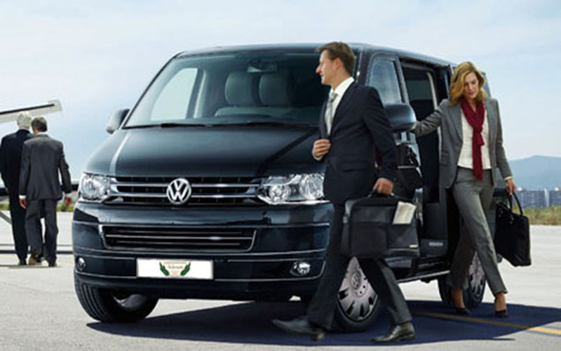 Volkswagen Caravelle de Alquiler con Conductor VTC